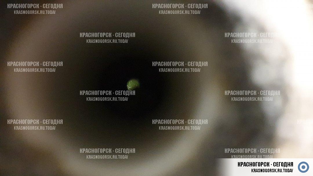 В Павшинском мосту просверлили дыры В Павшинском мосту просверлили дыры